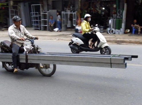 Rủi ro tiềm ẩn với 'bẫy tử thần' trên phố Hà Nội