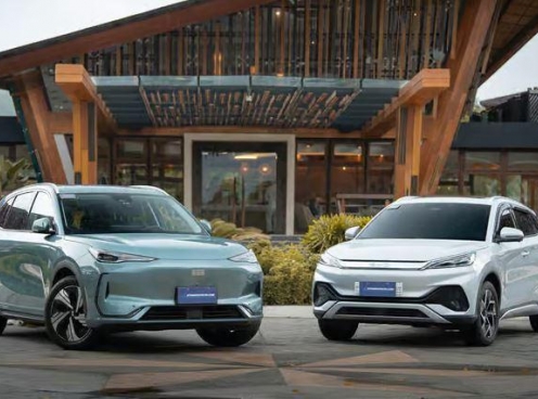 So găng Geely EX5 vs BYD Atto 3: SUV điện nào đáng xuống tiền nhất 2025?