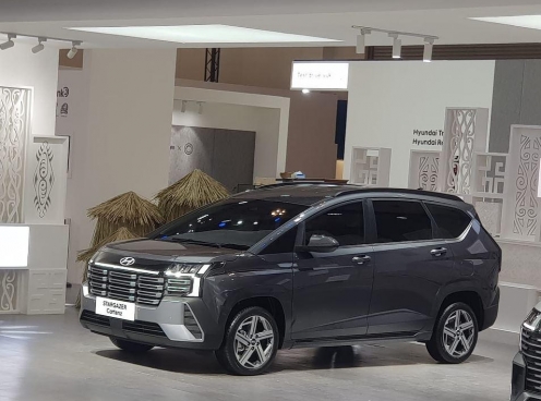 Hyundai Stargazer 2025 ra mắt tại Indonesia: Thiết kế mới, thêm tiện nghi, giá quy đổi chỉ từ 433 triệu đồng