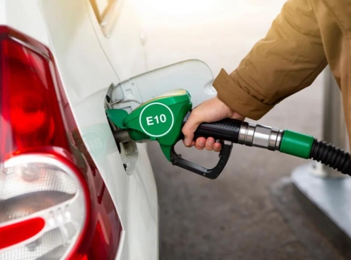 Xăng E10 là gì? Giá rẻ liệu có đồng nghĩa với tiết kiệm?