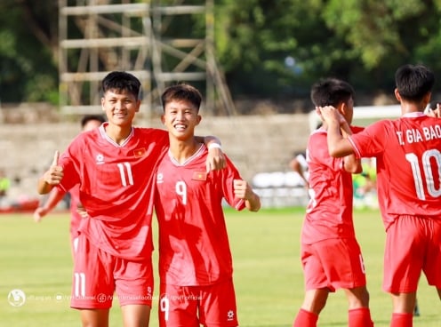 Tiền đạo Việt Nam lỡ danh hiệu ở Indonesia