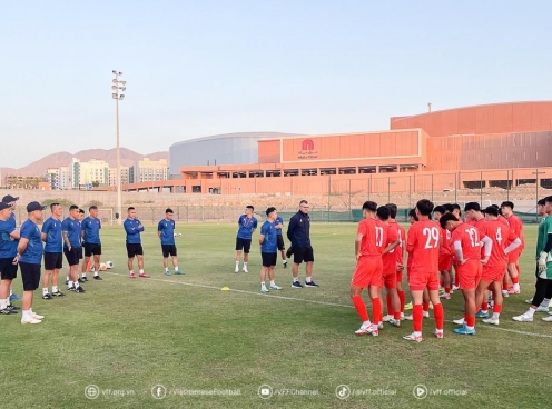 Tuyển Việt Nam đã đến Oman, sẵn sàng săn vé đi World Cup