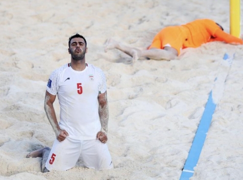 Xác định đội tuyển châu Á đầu tiên đi tiếp ở VCK World Cup
