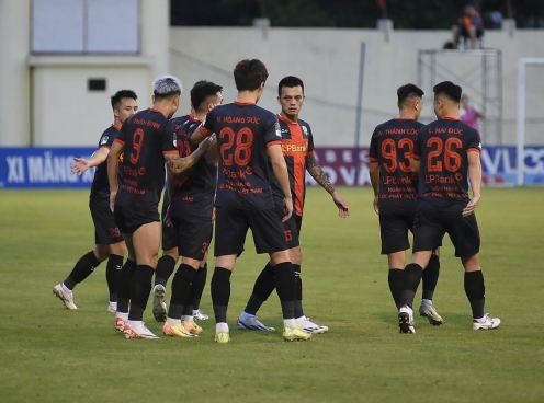 Vòng 18 Giải hạng Nhất 2024/25: Sắp xác định đội thăng hạng