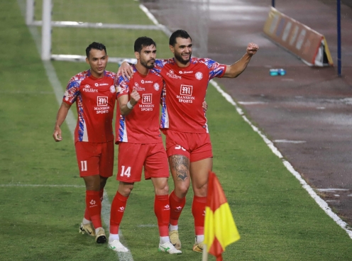Trực tiếp Hà Nội 0-1 TP HCM: Bất ngờ cực lớn