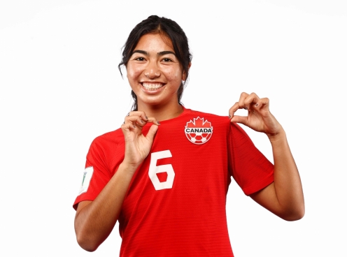 Cầu thủ Việt kiều từng dự World Cup được gọi lên tuyển Canada