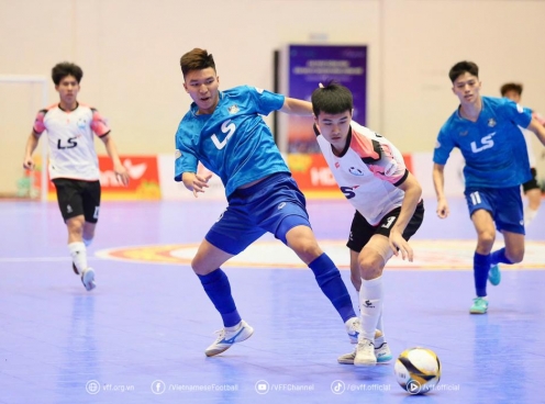 Hà Nội thua đậm 2-9 ở giải VĐQG