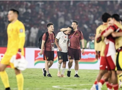 Thất bại thảm hại, sao Trung Quốc òa khóc tại Indonesia