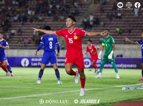 Vừa ghi bàn, cầu thủ gốc Việt lập tức đi vào lịch sử Asian Cup