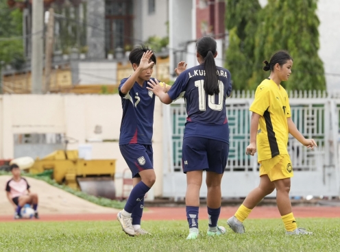 Thắng đậm Malaysia 7-1, Thái Lan chính thức giành quyền đi tiếp