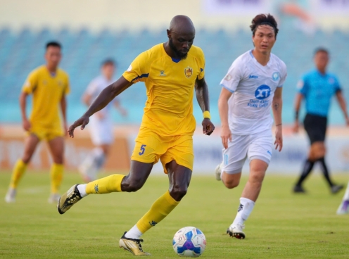 CLB V-League nào phải xuống chơi tại giải hạng Nhất?