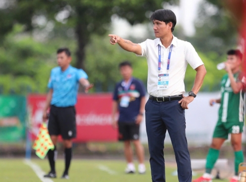 Thầy của Công Phượng bất ngờ đấu CLB chủ quản ở trận play-off
