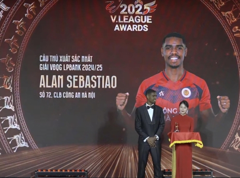 Trực tiếp Lễ trao giải V.League Awards 2025: Alan nhận giải cầu thủ xuất sắc nhất