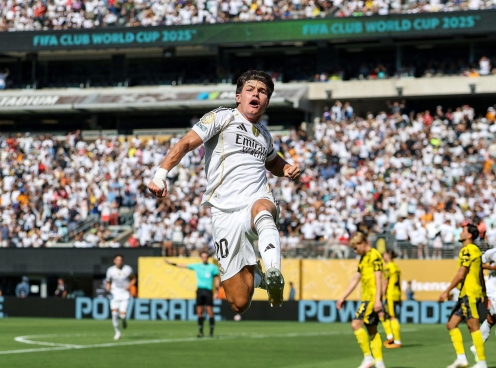 Trực tiếp Real Madrid 2-0 Dortmund: Nhân đôi cách biệt