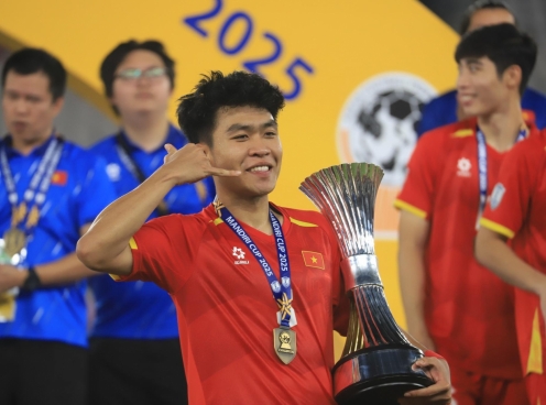 Trung vệ vừa vô địch U23 Đông Nam Á viết tâm thư rời HAGL