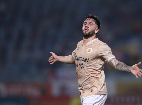 Rời Thái Lan, tiền đạo Brazil trên đường trở lại V.League?