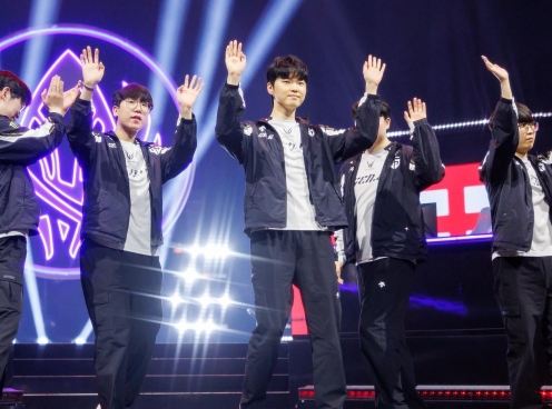 MSI 2025: Lộ diện 2 cái tên nhận vô vàn 'gạch đá' sau trận đại chiến T1 vs Gen.G