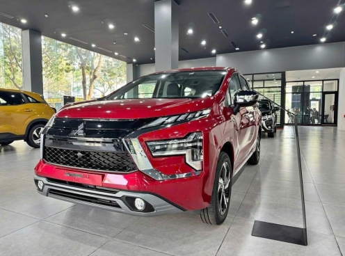 Nhiều xe MPV 7 chỗ giảm giá mạnh