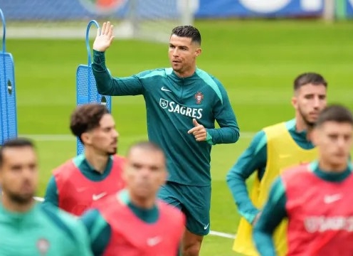 Ronaldo bị coi là 'mắt xích yếu nhất' của ĐT Bồ Đào Nha