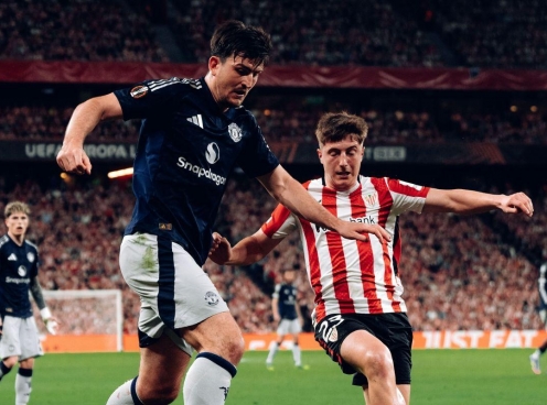 CĐV MU đồng loạt nói một điều sau khoảnh khắc kỳ diệu của Maguire trước Bilbao