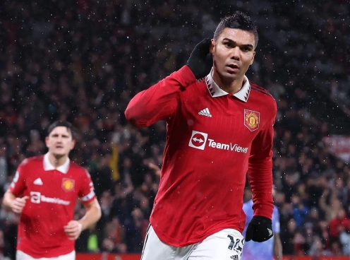 Ngôi sao MU sắp được tăng lương khủng, ngang với Ronaldo