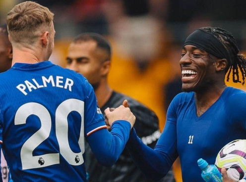 Slot chỉ ra cầu thủ Chelsea làm điều 'chưa từng thấy'