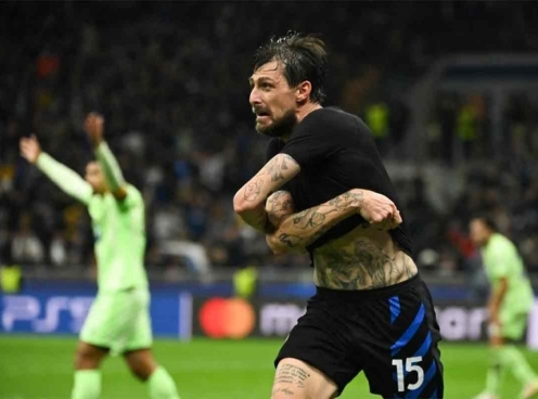 Francesco Acerbi: 37 năm cho khoảnh khắc người hùng tại C1