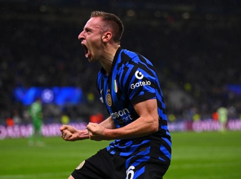 Người hùng Inter: 'Tưởng thắng Bayern là hay, nhưng thắng Barca còn điên rồ hơn'