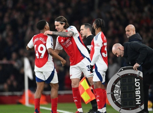CĐV chỉ ra sai lầm của Arteta khiến Arsenal thua PSG