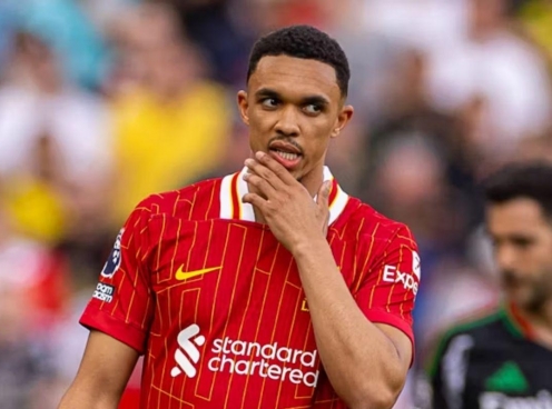 Slot nói gì khi Alexander-Arnold bị la ó?