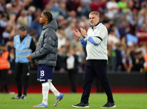 Postecoglou hé lộ đội hình Tottenham đá chung kết C2