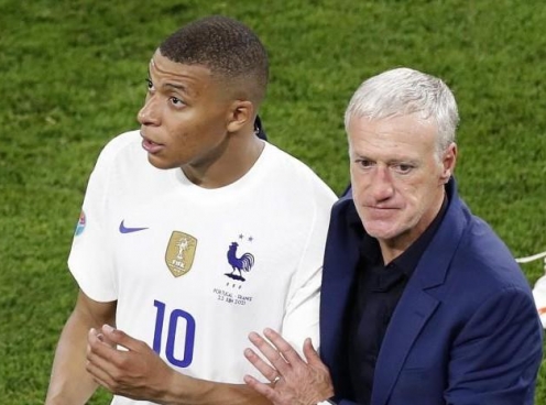 Dechamps chỉ thẳng cái tên nhận Quả bóng Vàng, không phải Mbappe