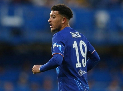 Sancho phá vỡ im lặng sau khi Chelsea từ chối giữ chân