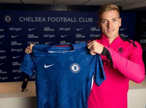 Rõ lý do Liam Delap bỏ qua MU để đầu quân cho Chelsea