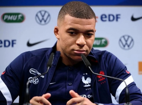 Mbappé chỉ thẳng người sẽ anh bầu cho Quả Bóng Vàng