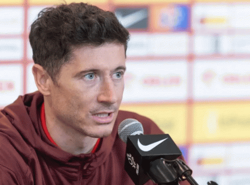 Cuộc gọi bất ngờ lúc nửa đêm khiến Lewandowski quyết định rời ĐT Ba Lan