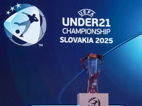 UEFA chính thức áp dụng luật mới cho thủ môn