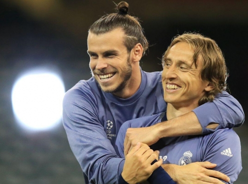 Gareth Bale tái xuất làng túc cầu