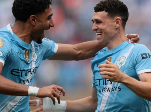 Phil Foden tỏa sáng, sẵn sàng thay De Bruyne ở Man City