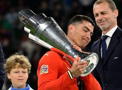 Ronaldo suýt dự Club World Cup cùng một CLB Nam Mỹ