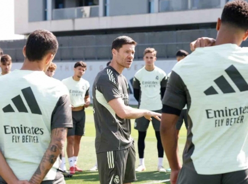 Gạt Bellingham, Alonso xác định 'át chủ bài' sau trận ra mắt Real