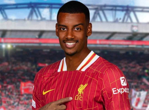 Romano dội gáo nước lạnh vào thương vụ kỷ lục Liverpool