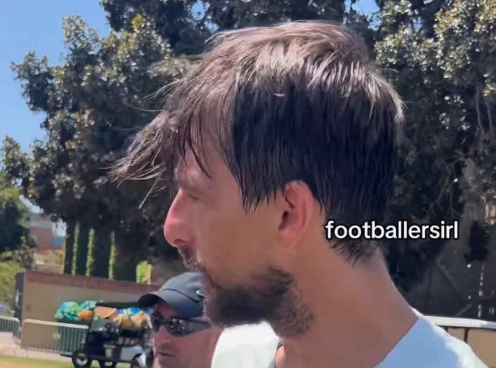 Bị chế giễu, cầu thủ Inter Milan đòi đánh CĐV của PSG