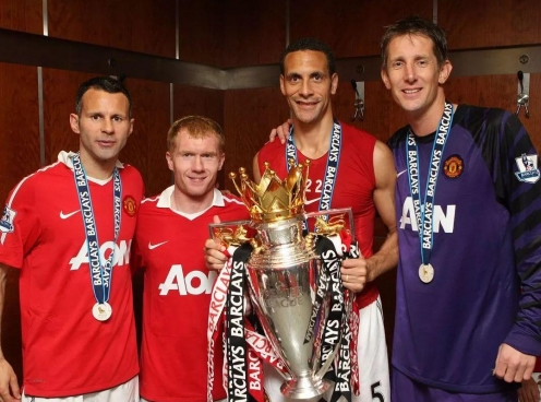Van der Sar: 'Man United sẽ vô địch Ngoại hạng Anh mùa tới'