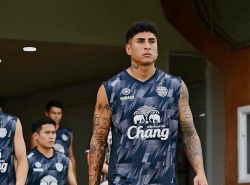 Cựu sao Real Madrid từ chối về Việt Nam thi đấu