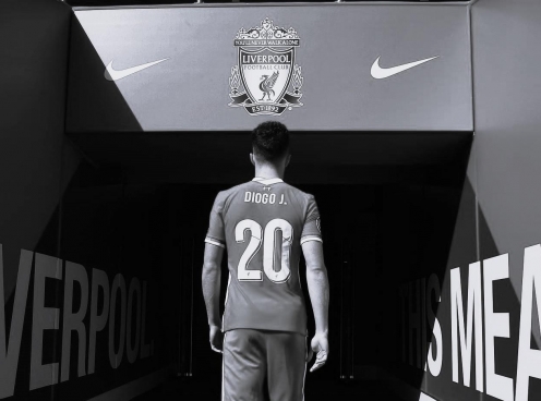 Diogo Jota và chiếc áo số 20 dang dở