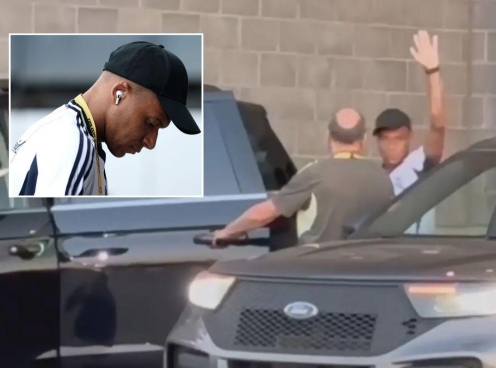 Gặp sự cố, Mbappe được Real Madrid cử xe riêng hộ tống