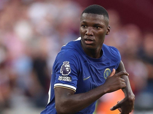Chelsea 'nín thở' về tình tình của Caicedo trước trận gặp PSG