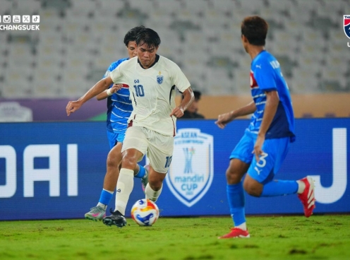 CĐV Việt Nam phản ứng trái chiều sau chiến thắng của U23 Thái Lan