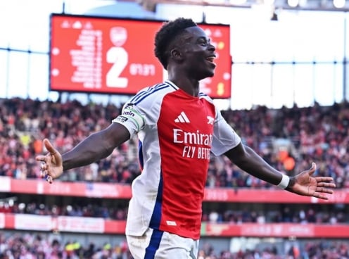 Saka rực sáng, Arsenal dễ dàng hạ gục Southampton